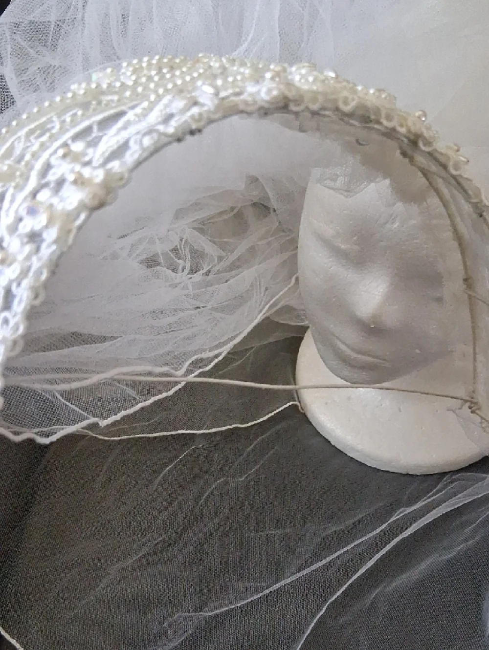 Vintage Bridal Headband with Veil 1980's 1990's - Picture 5 of 13